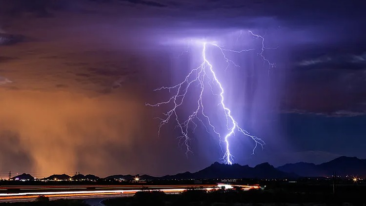 雷電