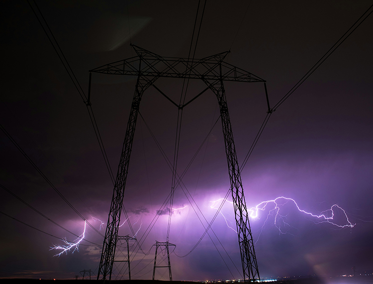 雷電