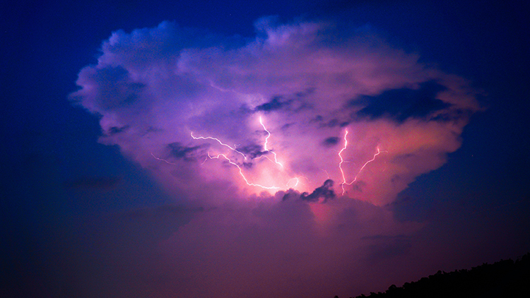 雷電